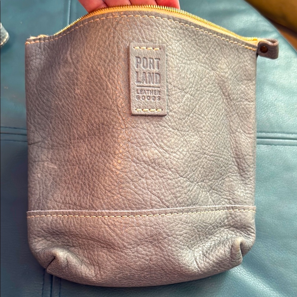Portland Leather Goods festival bag in dream (light blue)